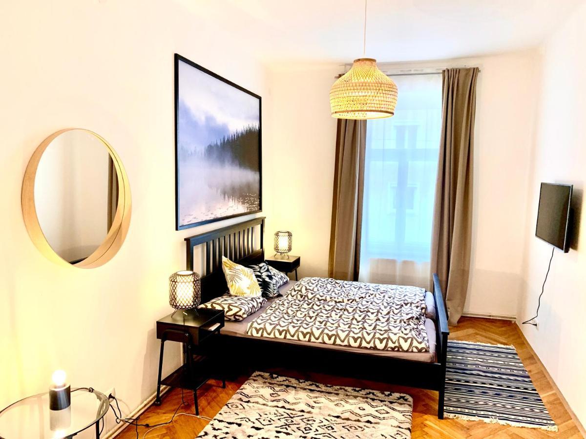 Urban City Retreat - By Nahuen Suites กราซ ภายนอก รูปภาพ